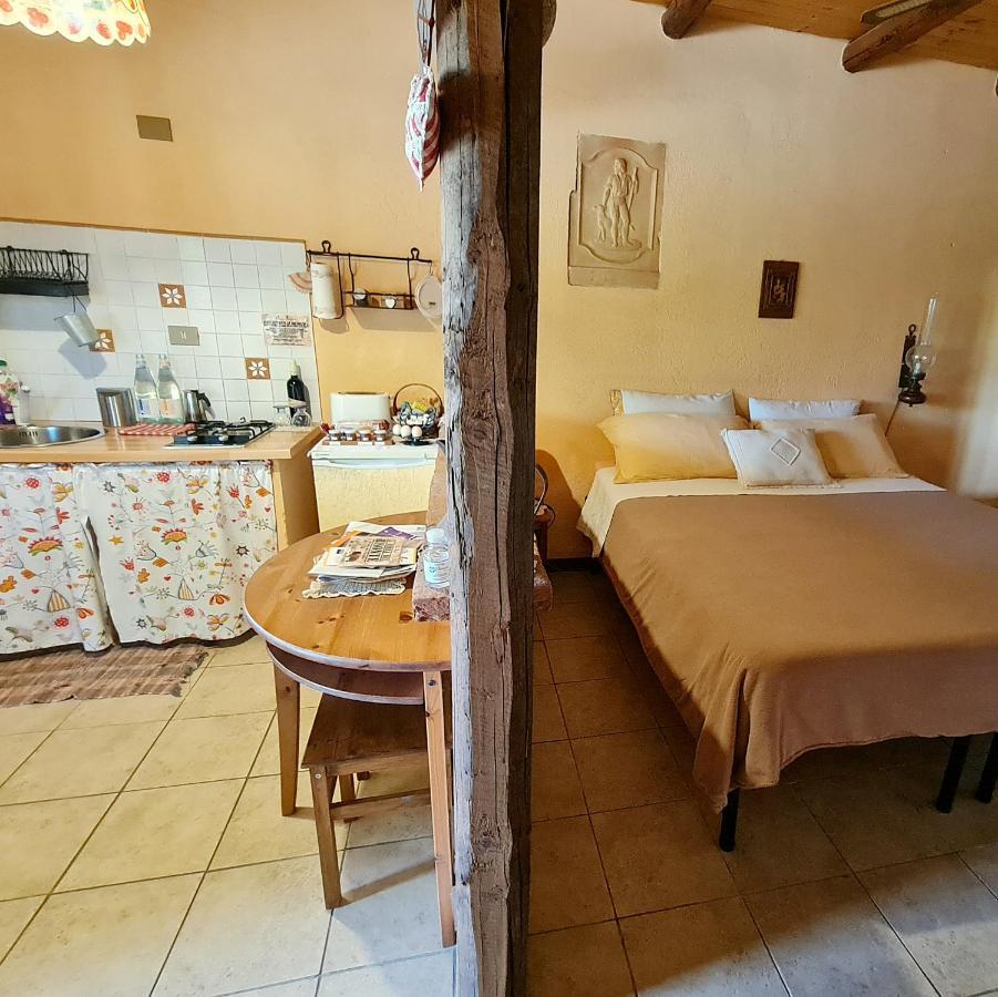 Villa Cascina Beneficio à Castelnuovo Bormida Extérieur photo
